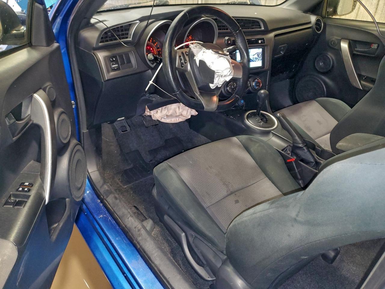 2015 TOYOTA SCION