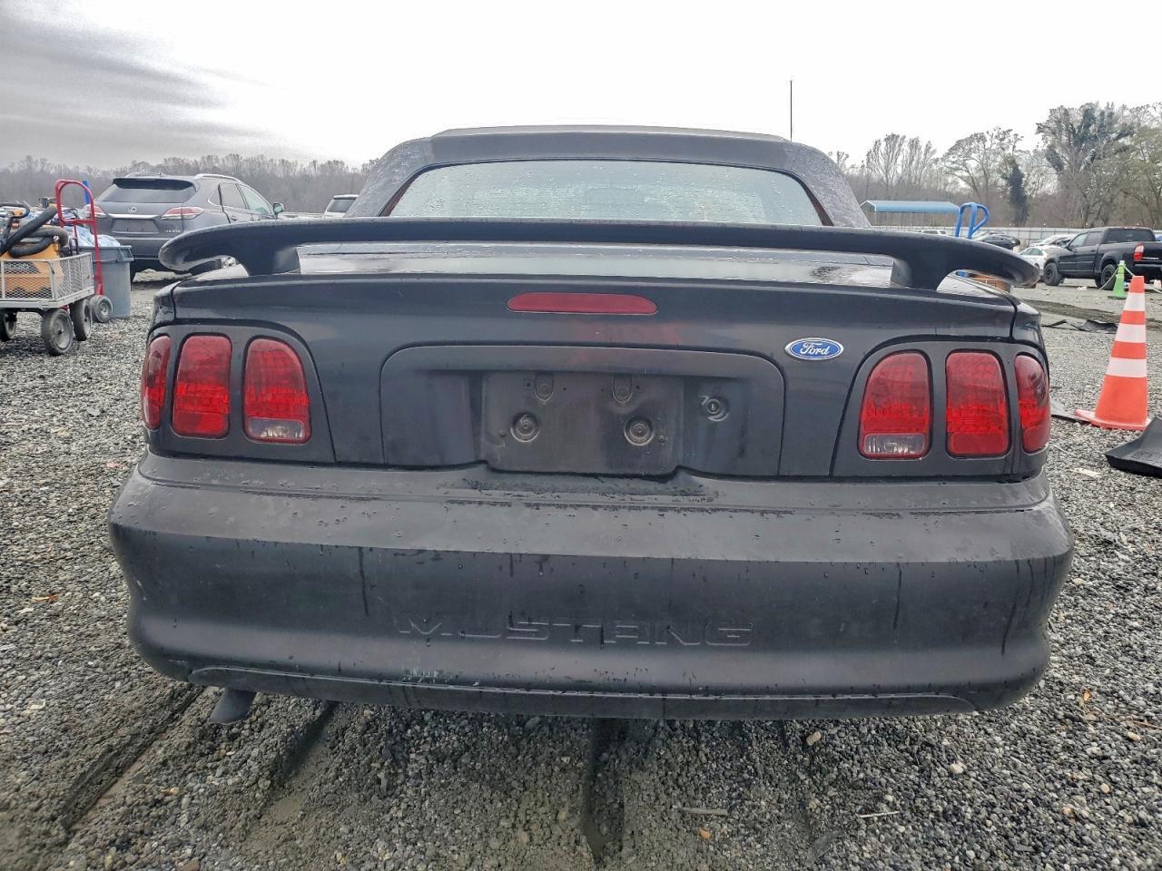 1997 FORD MUSTANG