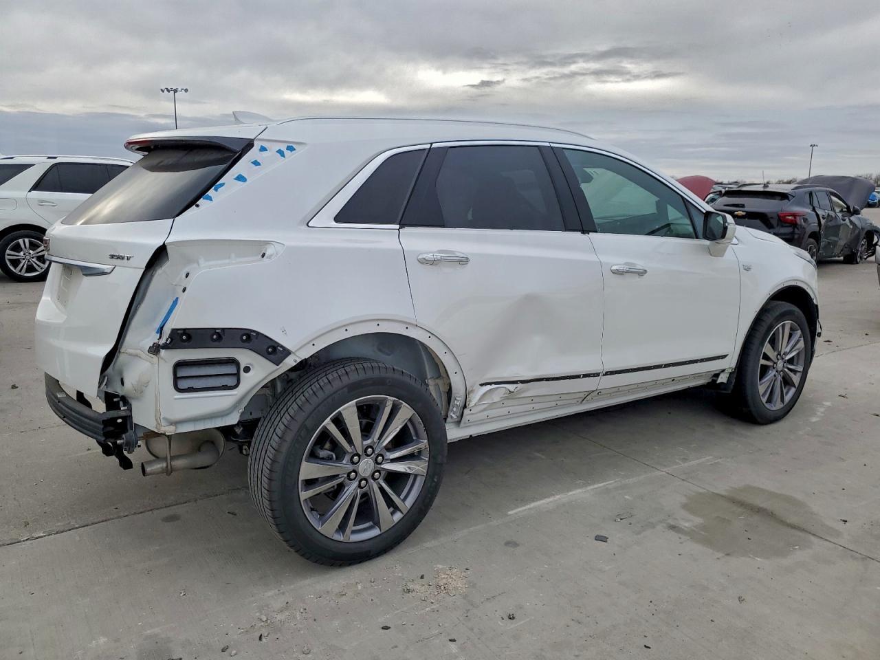2024 CADILLAC XT5