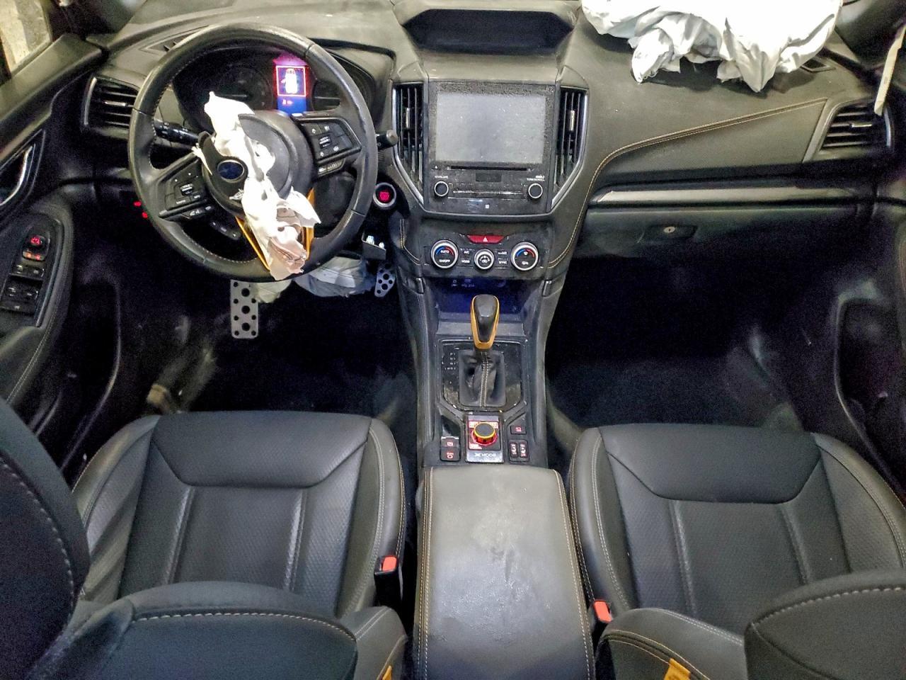 2022 SUBARU FORESTER