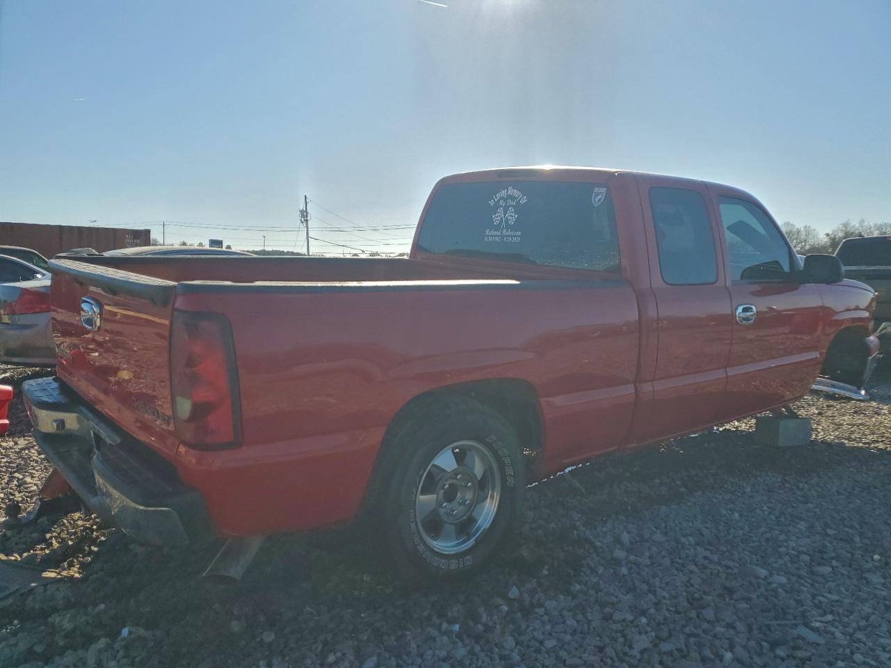 2004 CHEVROLET Silverado