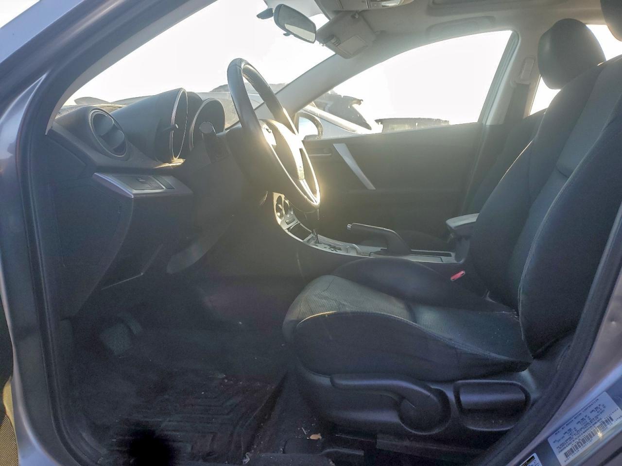2010 MAZDA 3