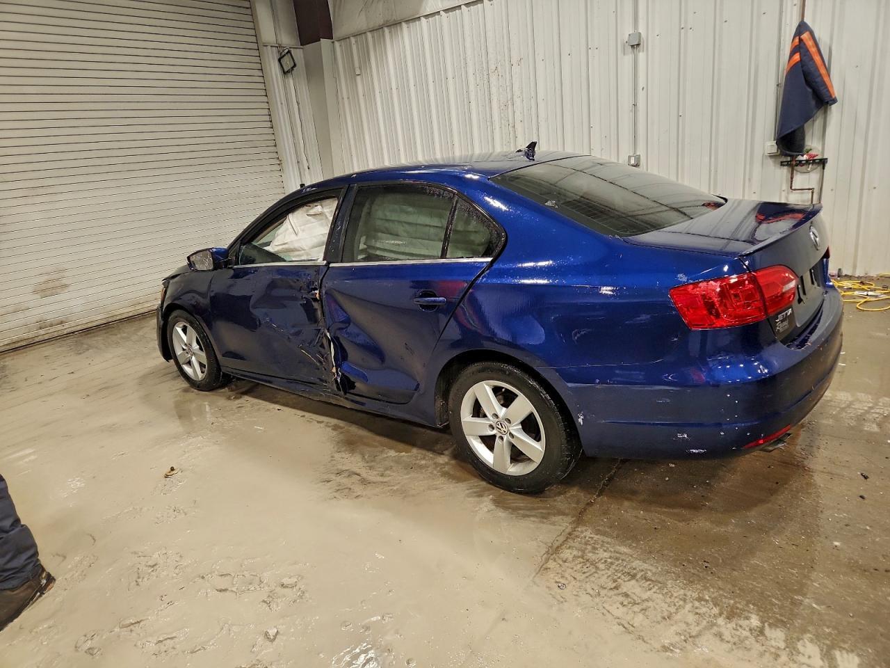 2012 VOLKSWAGEN JETTA