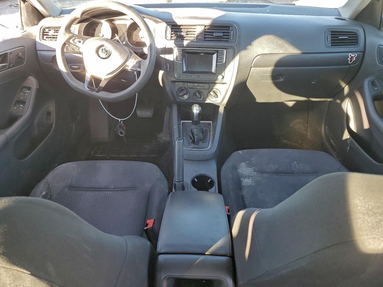 2016 VOLKSWAGEN JETTA
