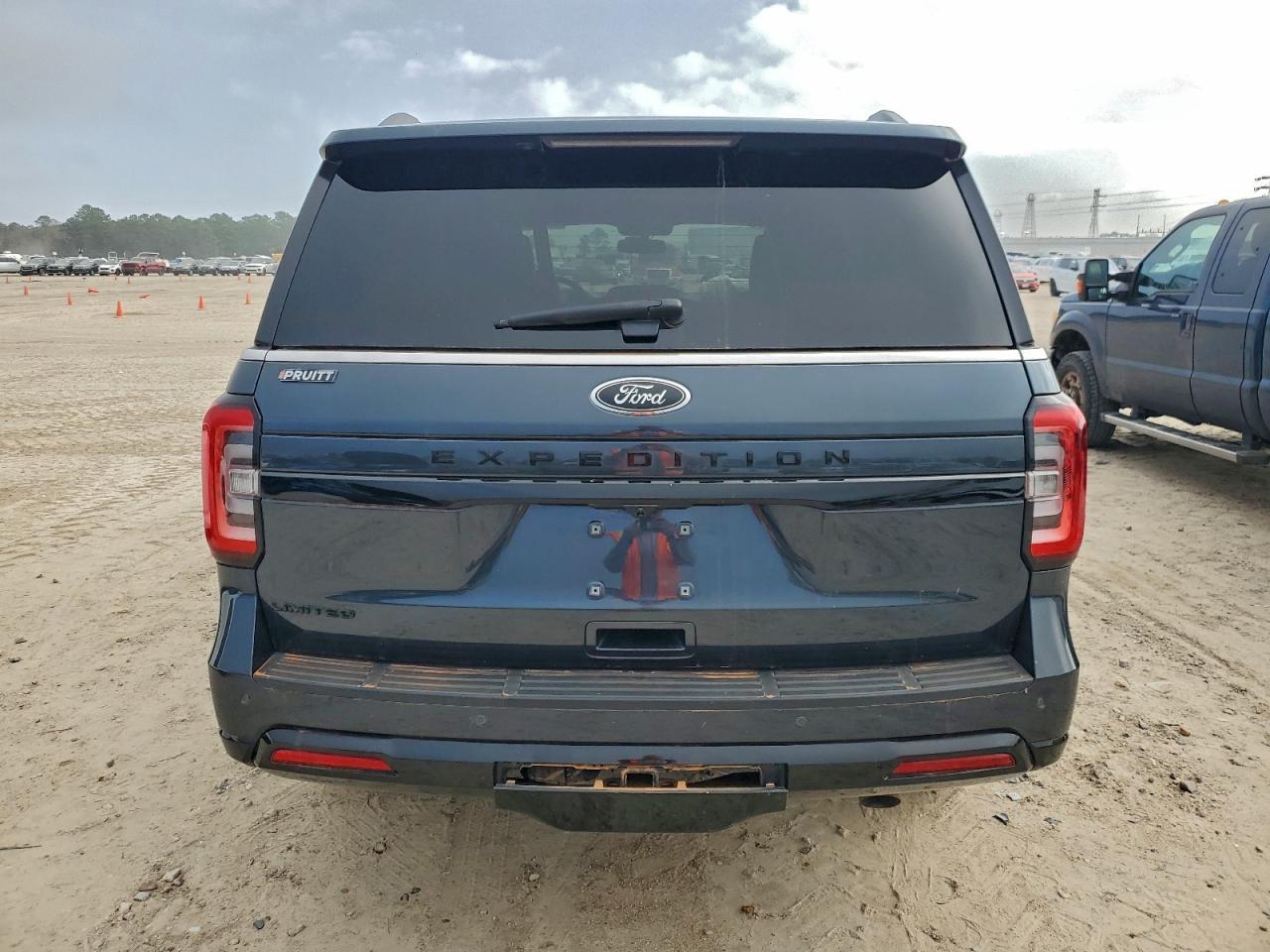 2023 FORD Expedition