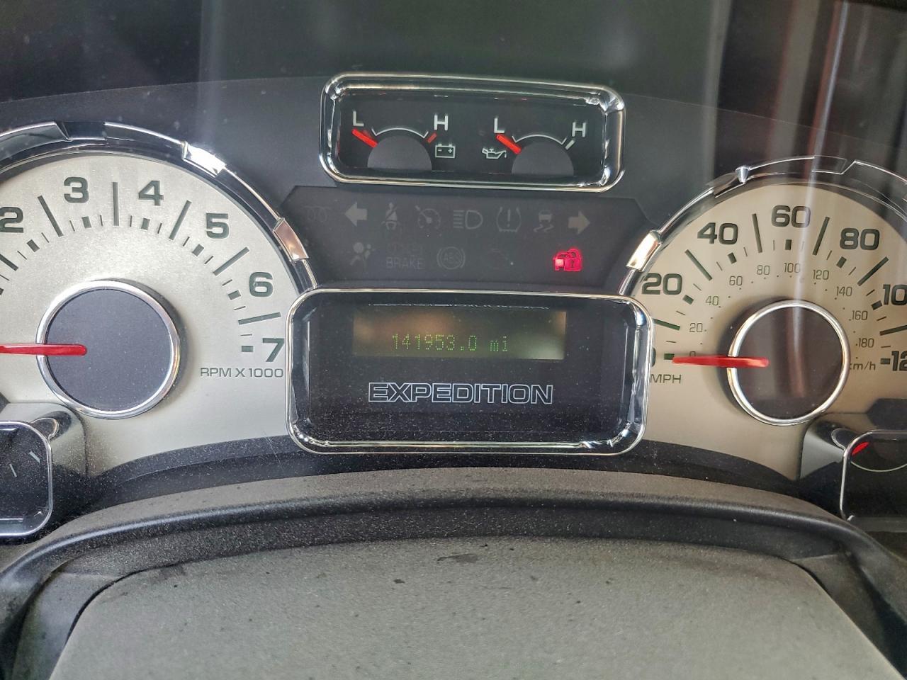 2010 FORD Expedition