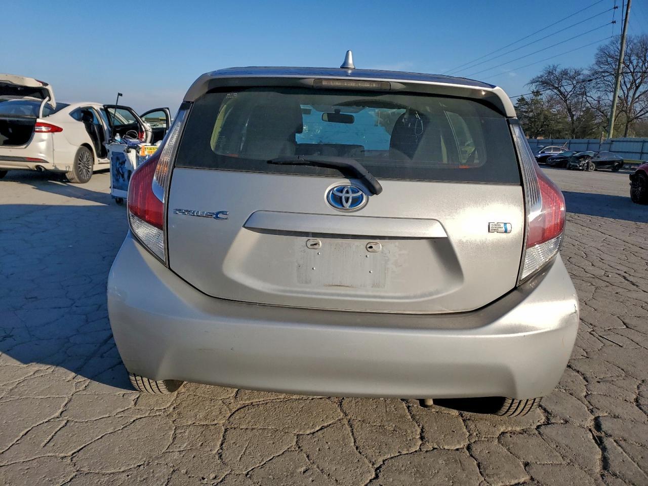 2015 TOYOTA Prius c