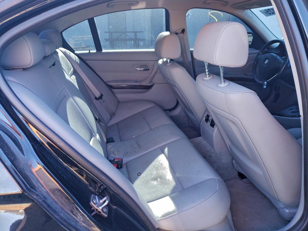 2011 BMW 3 SERIES