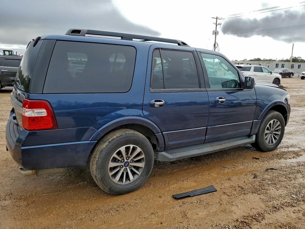 2017 FORD Expedition