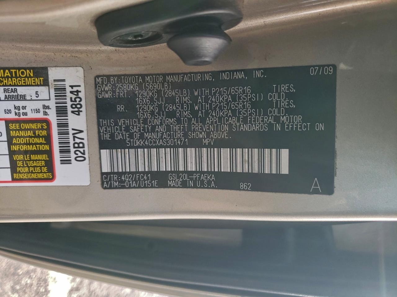 2010 TOYOTA SIENNA