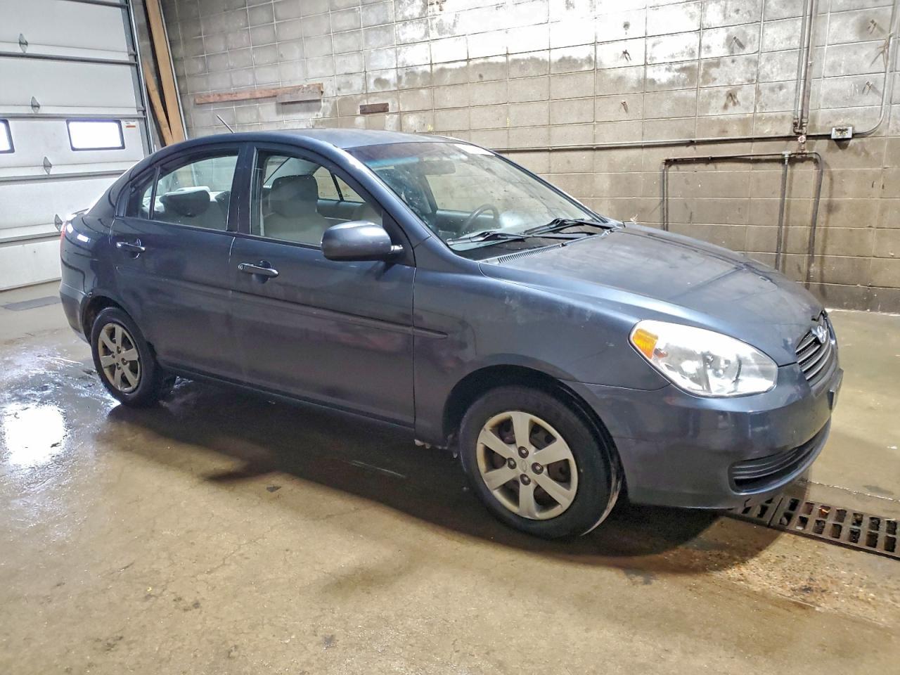 2011 HYUNDAI ACCENT