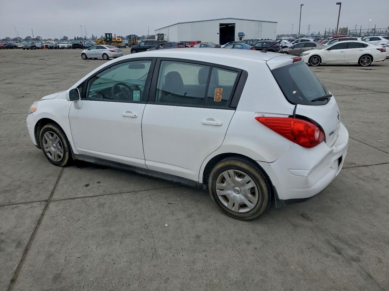 2012 NISSAN VERSA
