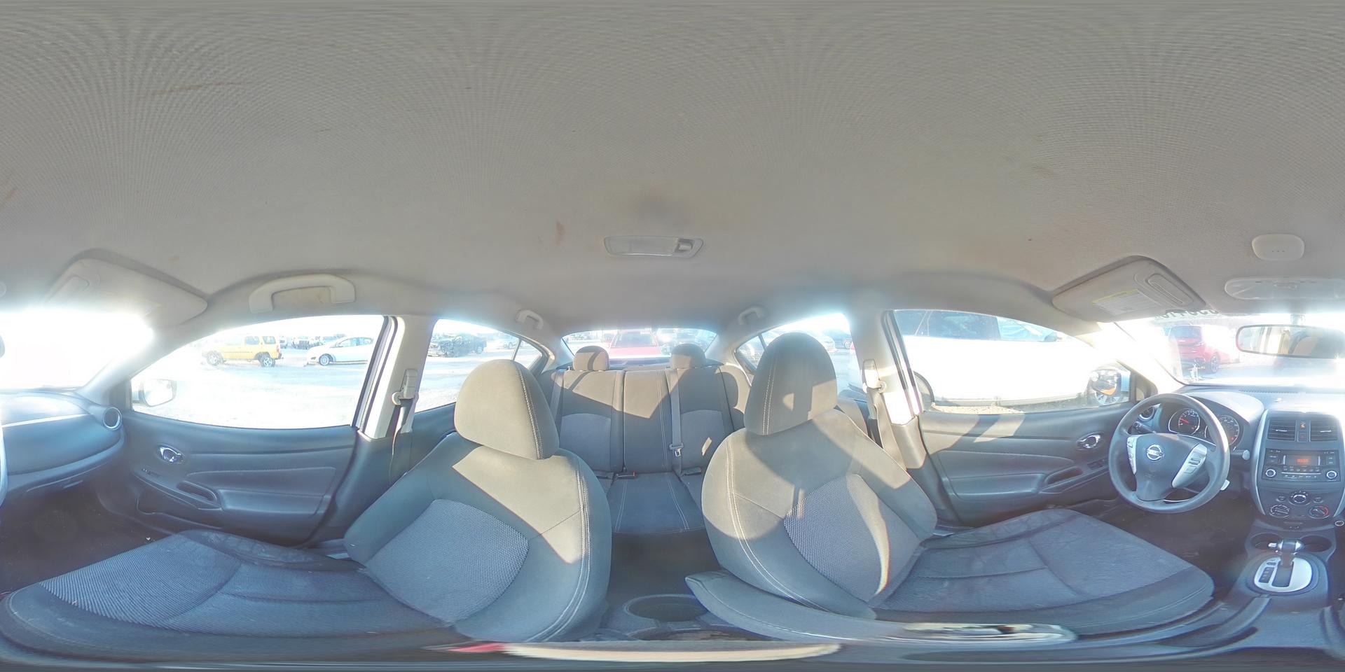 2017 NISSAN VERSA