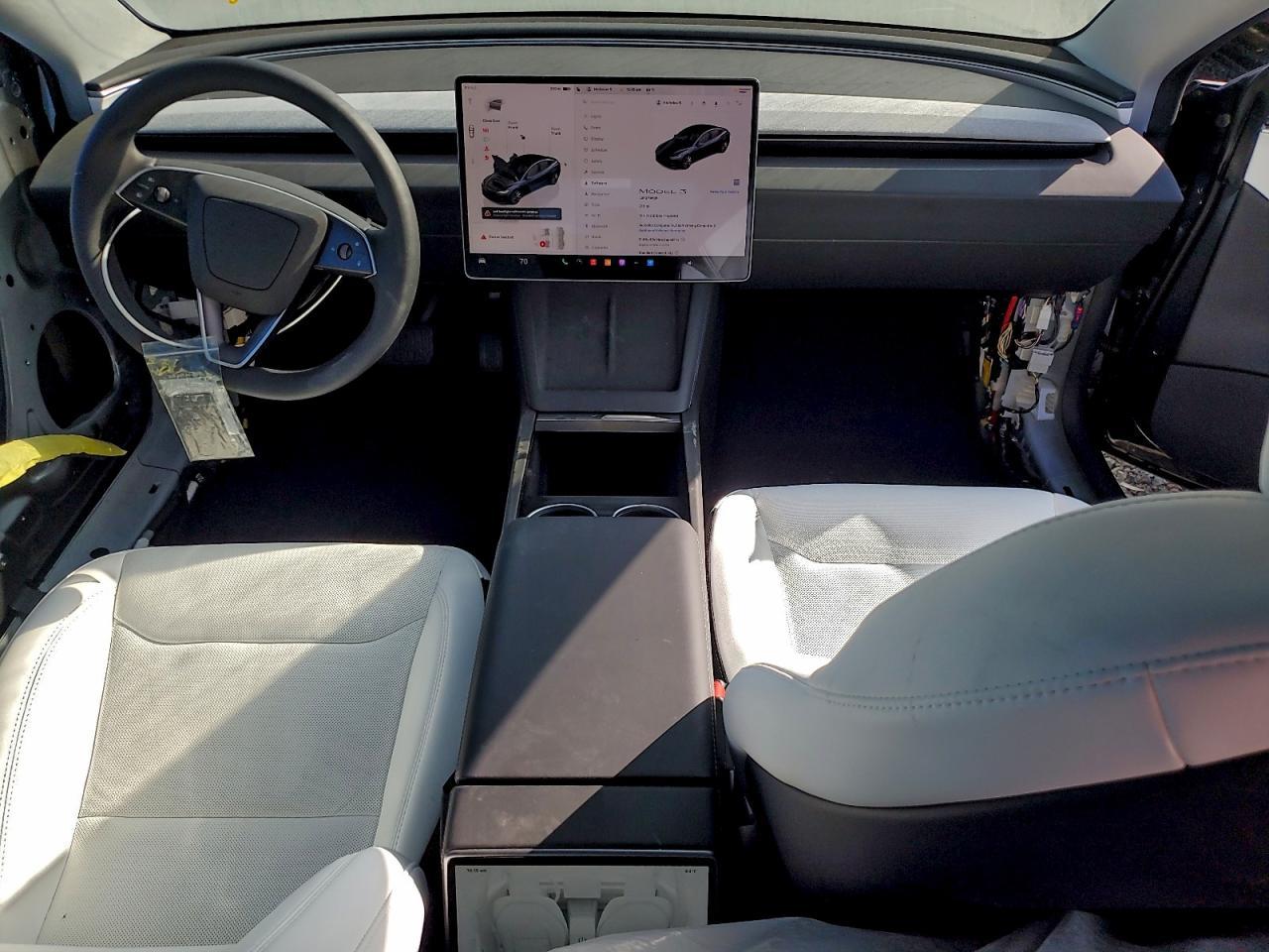 2026 TESLA MODEL 3