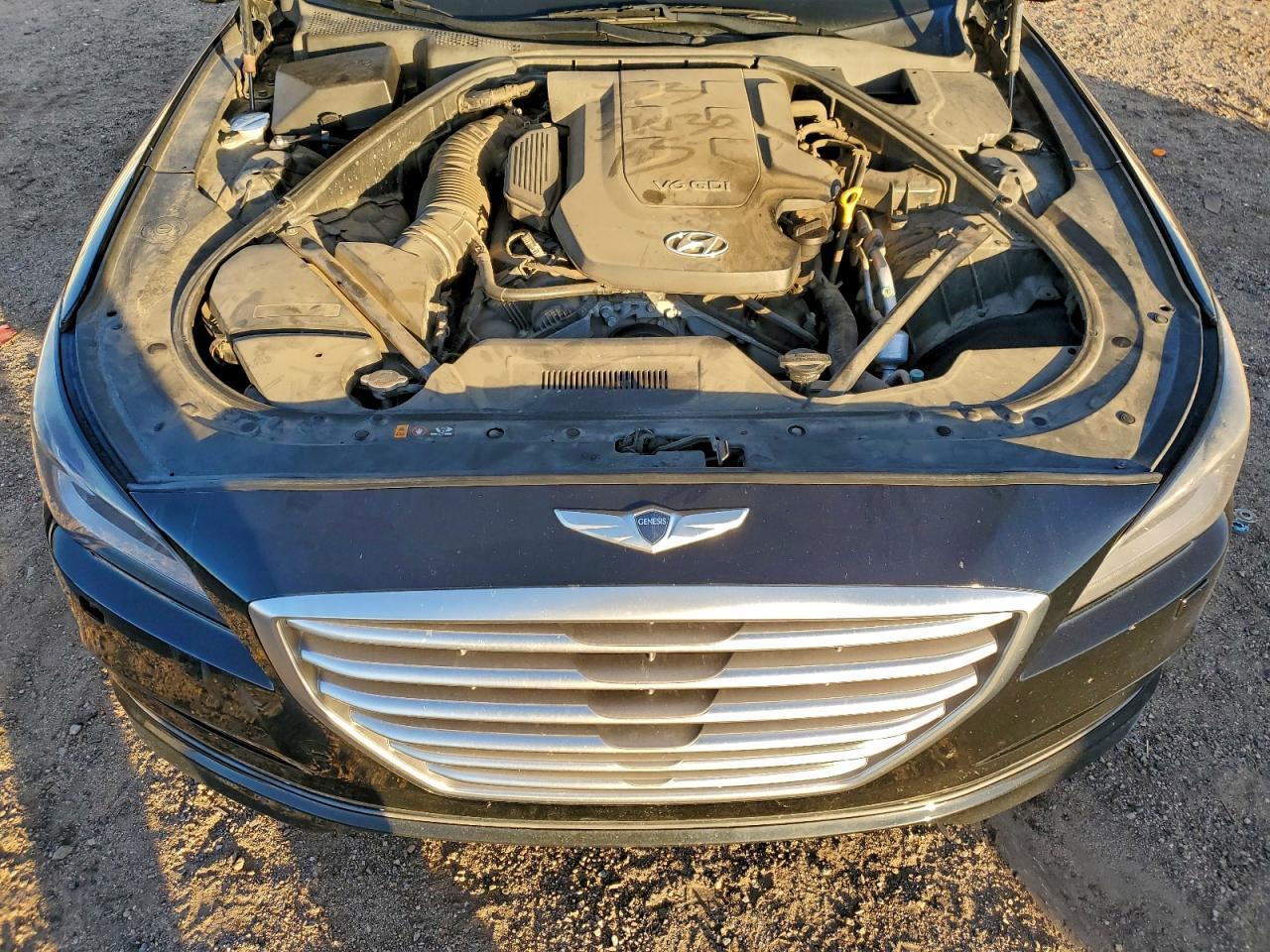 2015 HYUNDAI GENESIS