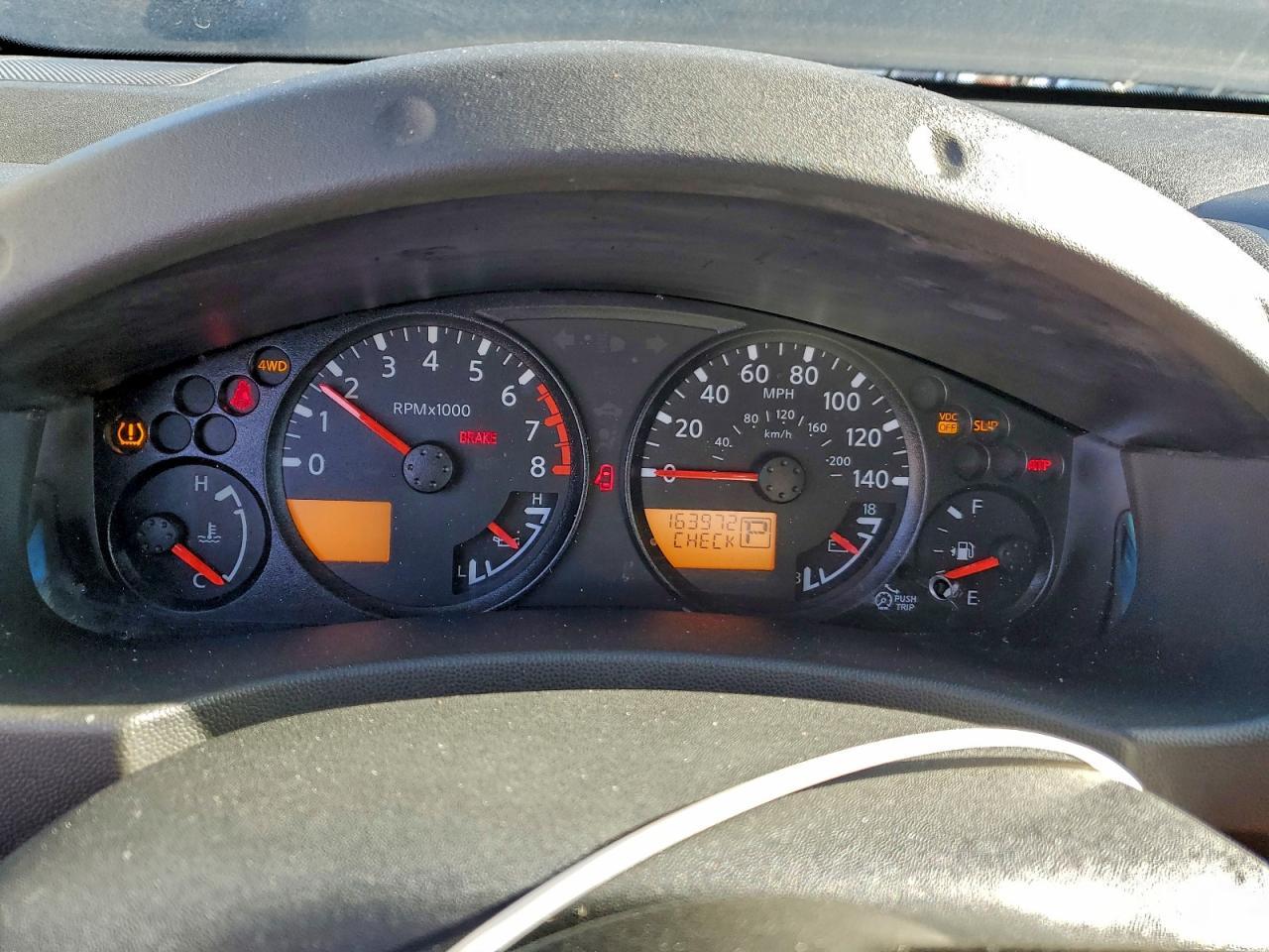 2011 NISSAN Frontier