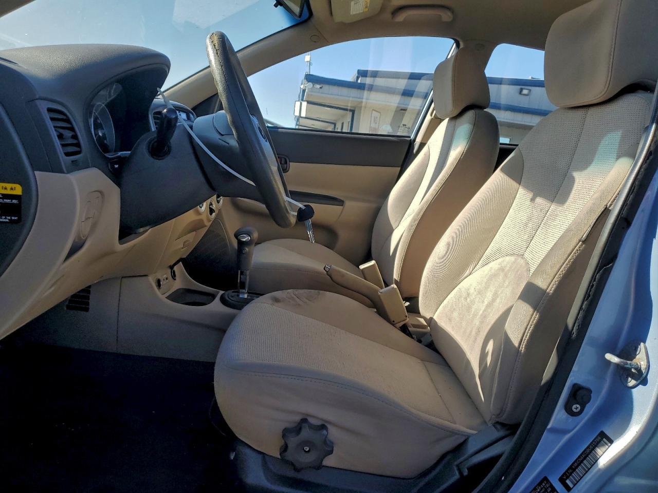 2011 HYUNDAI ACCENT