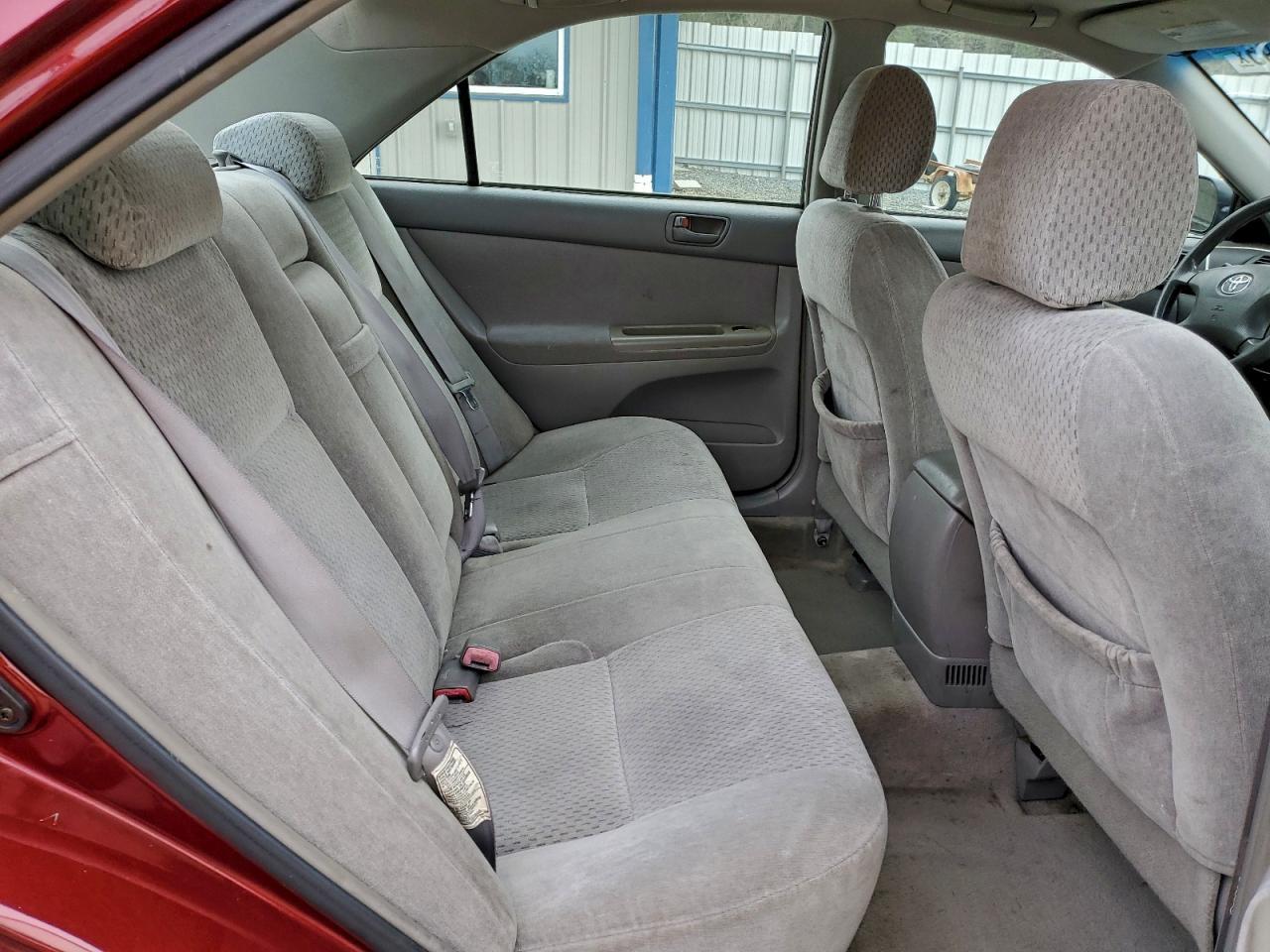 2004 TOYOTA CAMRY