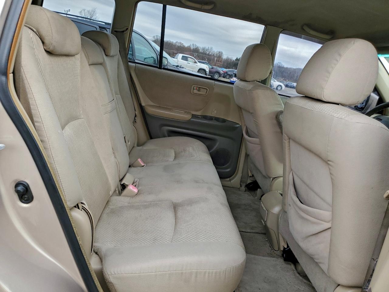 2005 TOYOTA HIGHLANDER