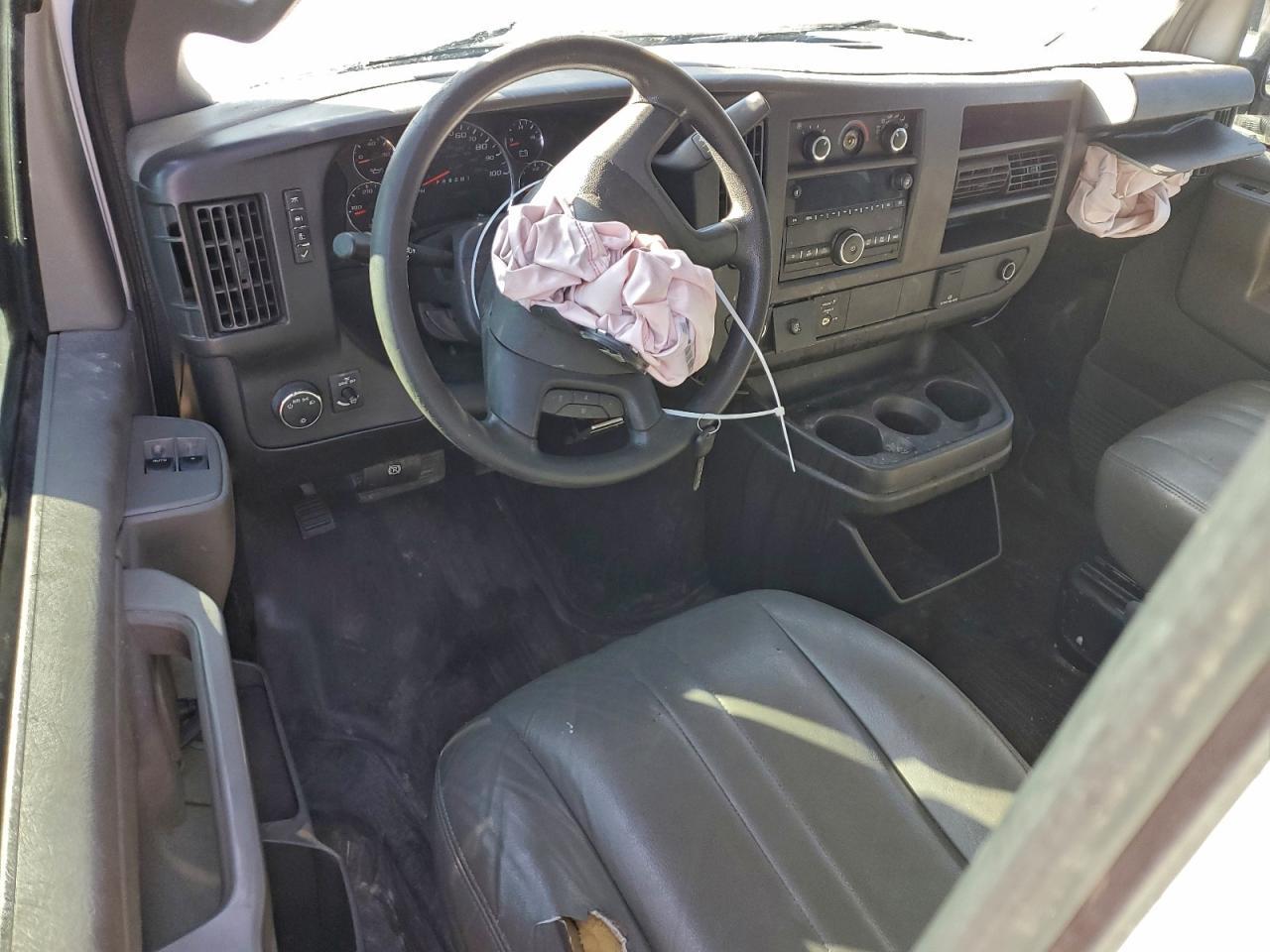 2017 CHEVROLET EXPRESS 2500