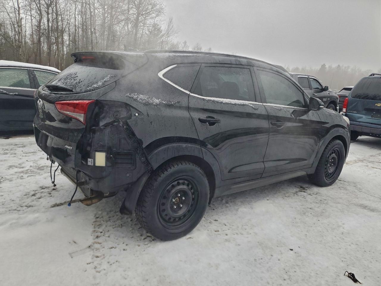 2016 HYUNDAI TUCSON