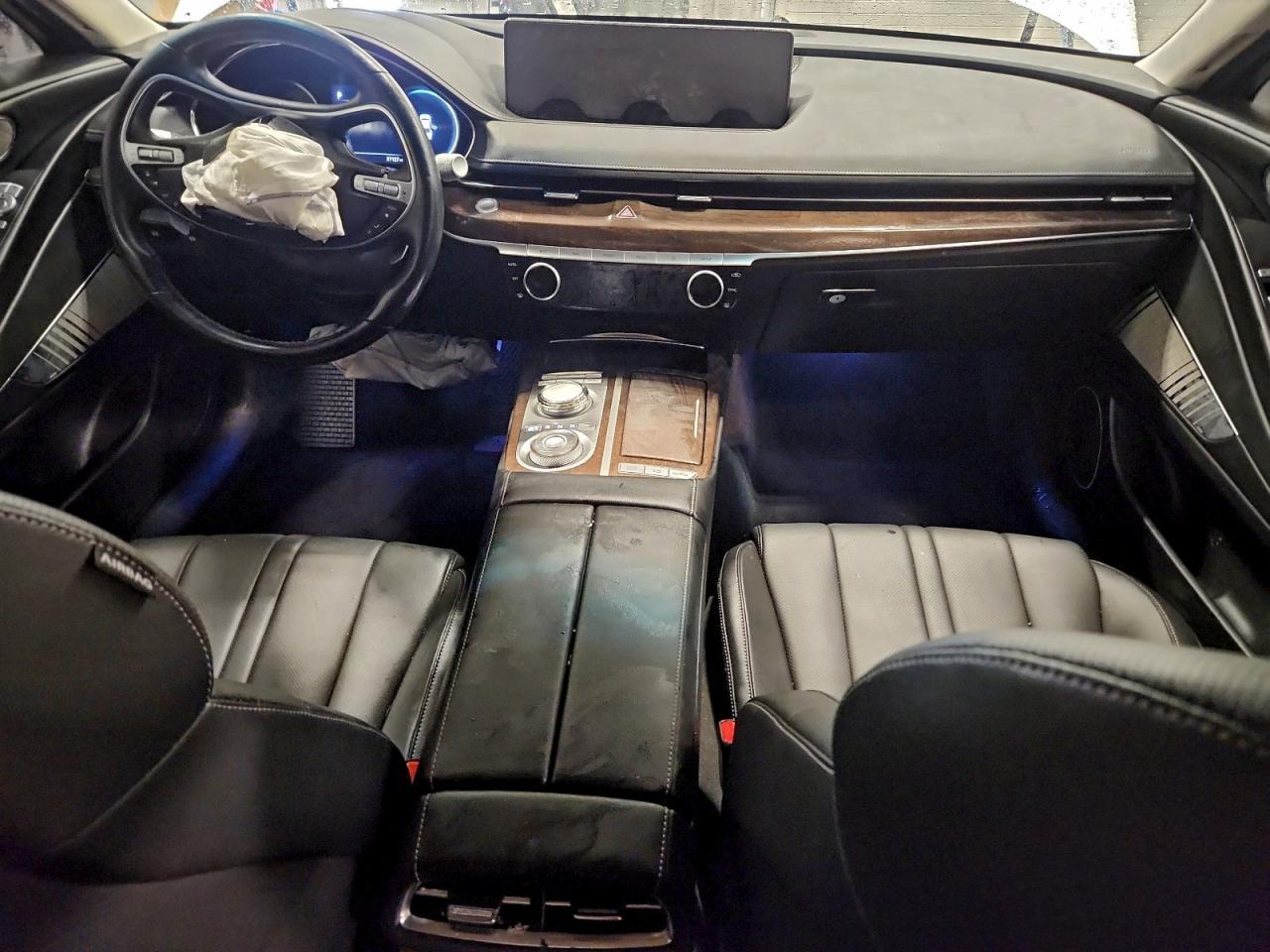 2023 GENESIS G80