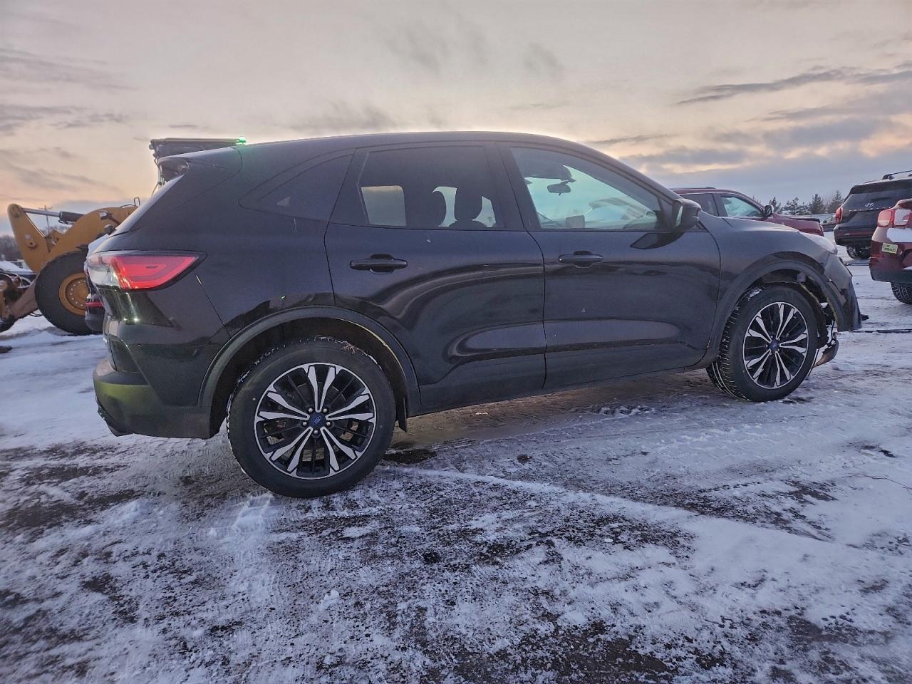 2022 FORD ESCAPE