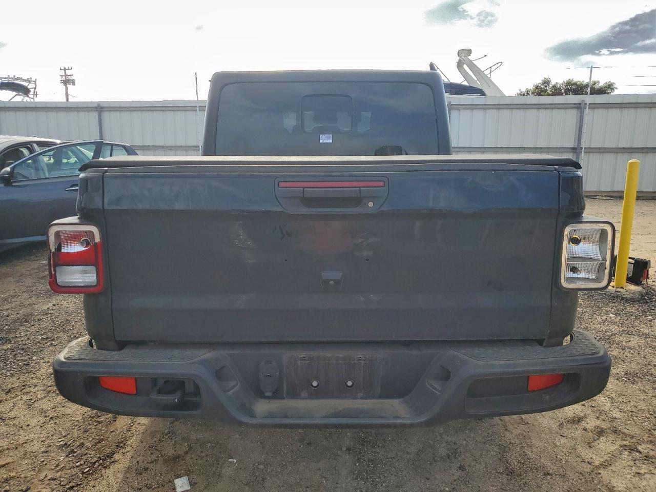 2020 JEEP Gladiator