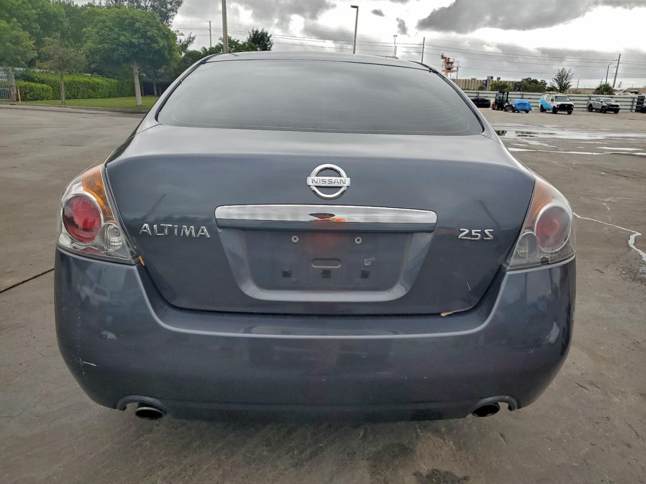 2009 NISSAN ALTIMA