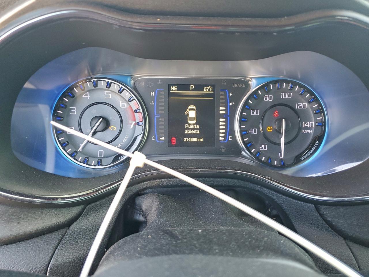 2016 CHRYSLER 200