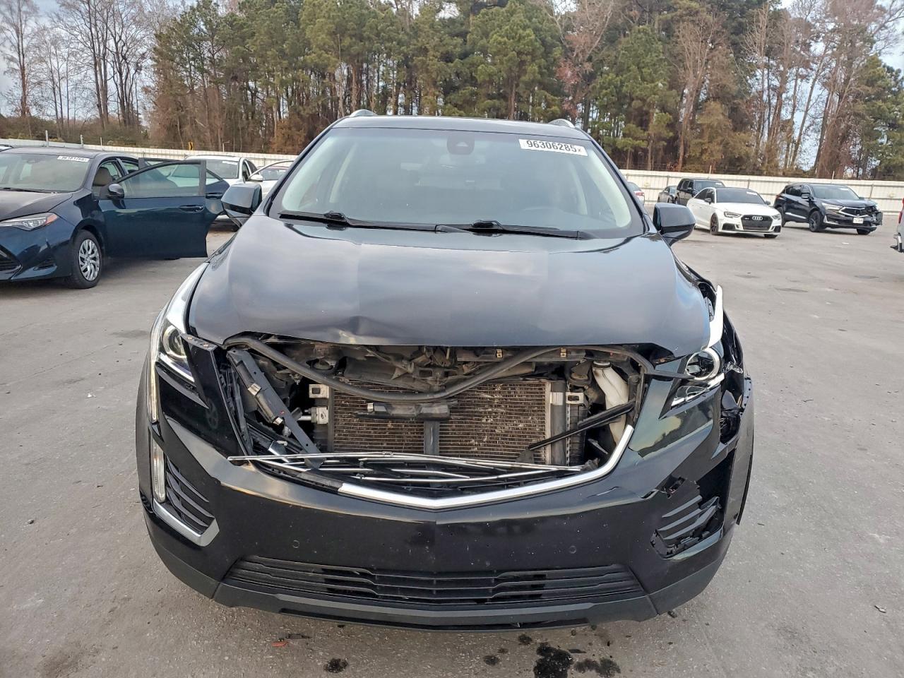 2017 CADILLAC XT5
