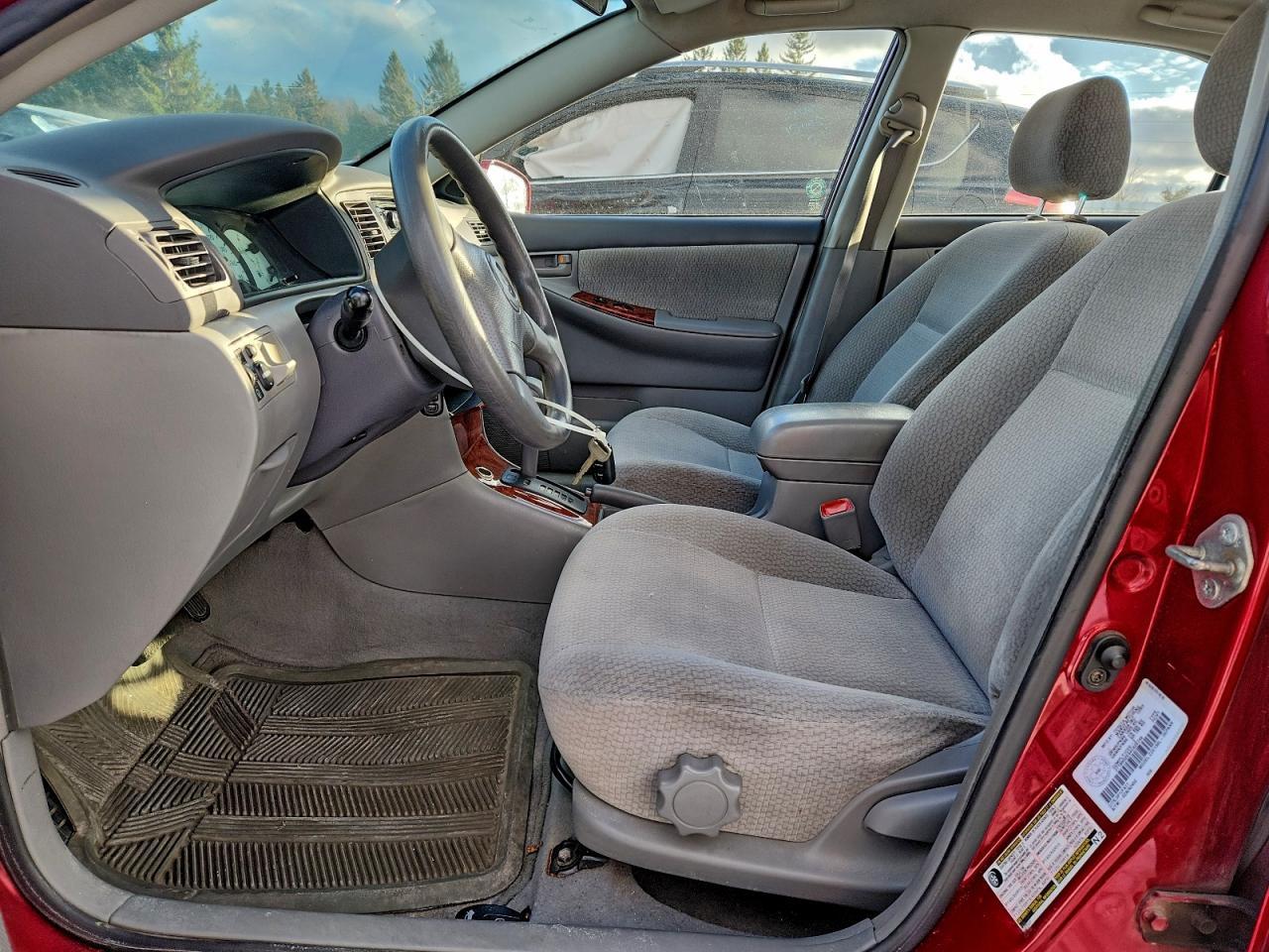 2004 TOYOTA COROLLA