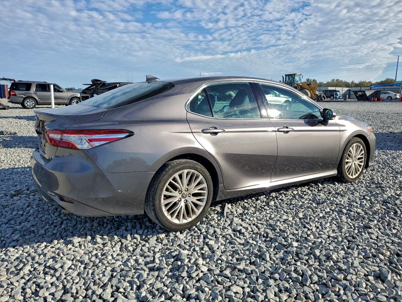 2019 TOYOTA CAMRY
