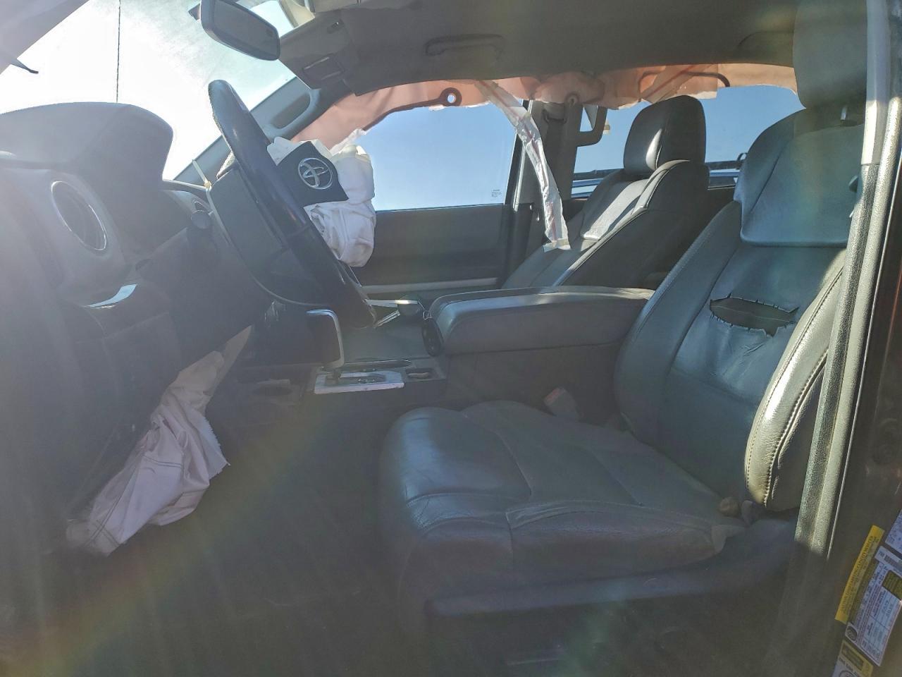 2017 TOYOTA TUNDRA