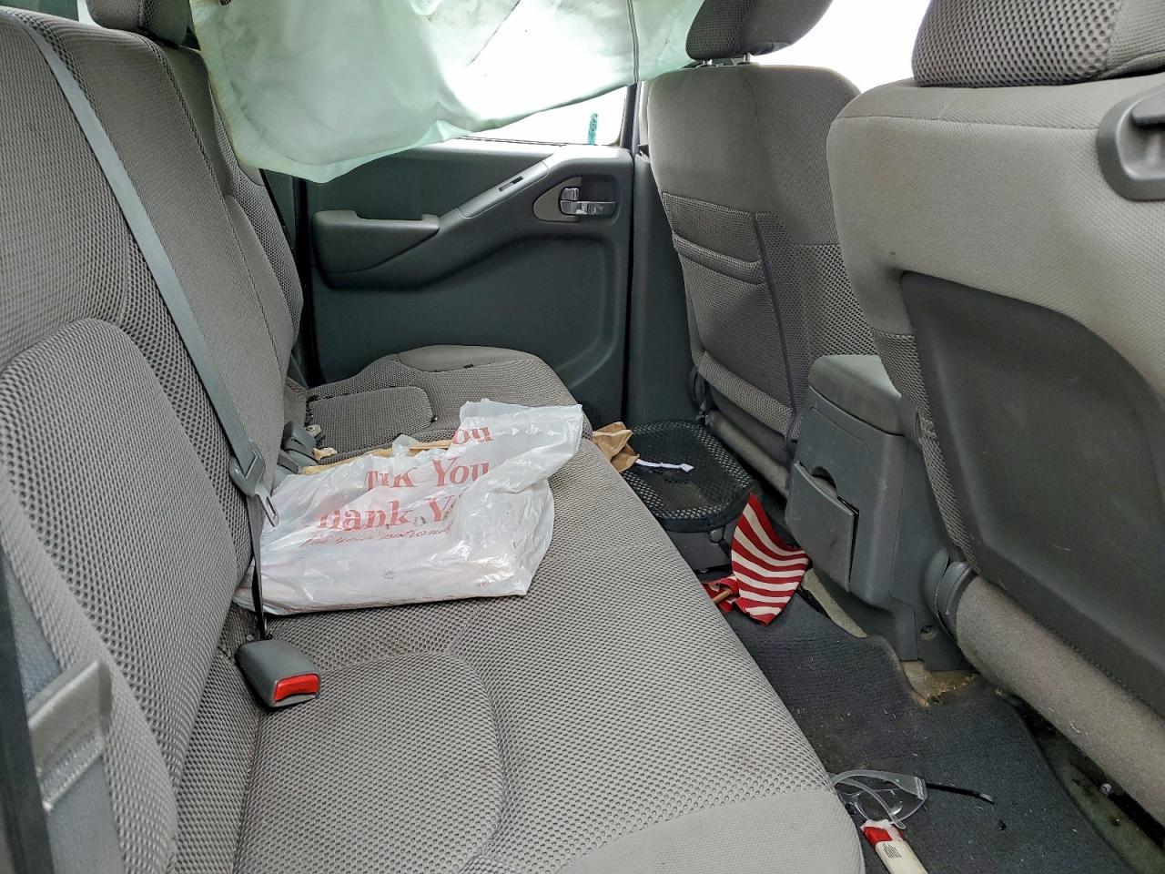 2014 NISSAN Frontier