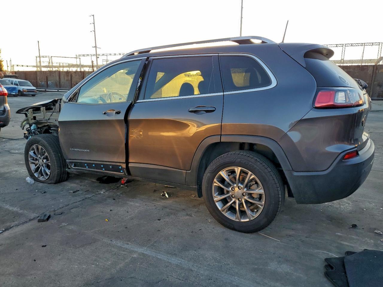 2021 JEEP CHEROKEE
