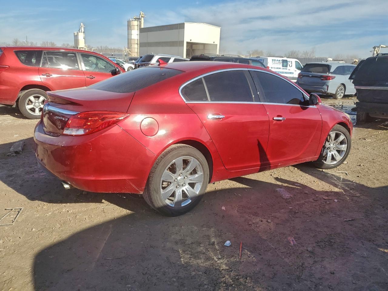 2013 BUICK Regal