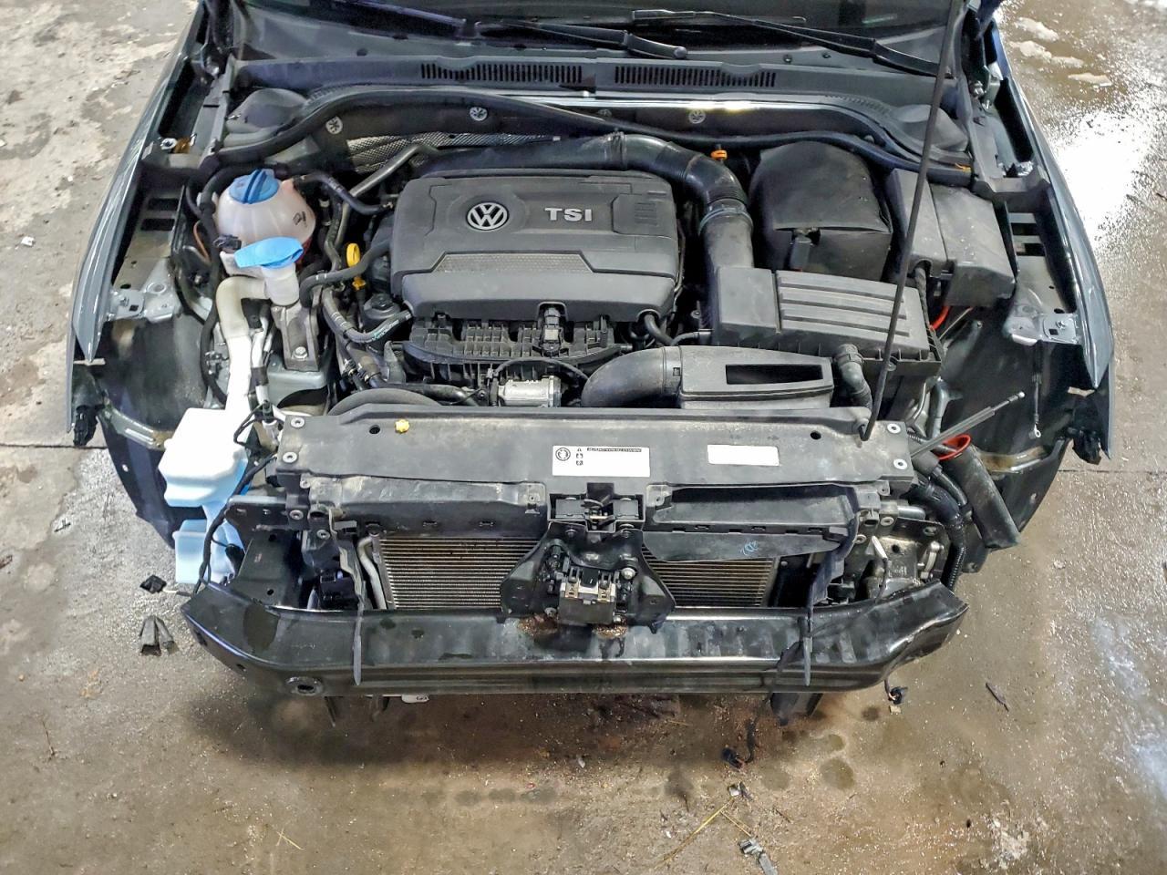 2017 VOLKSWAGEN JETTA