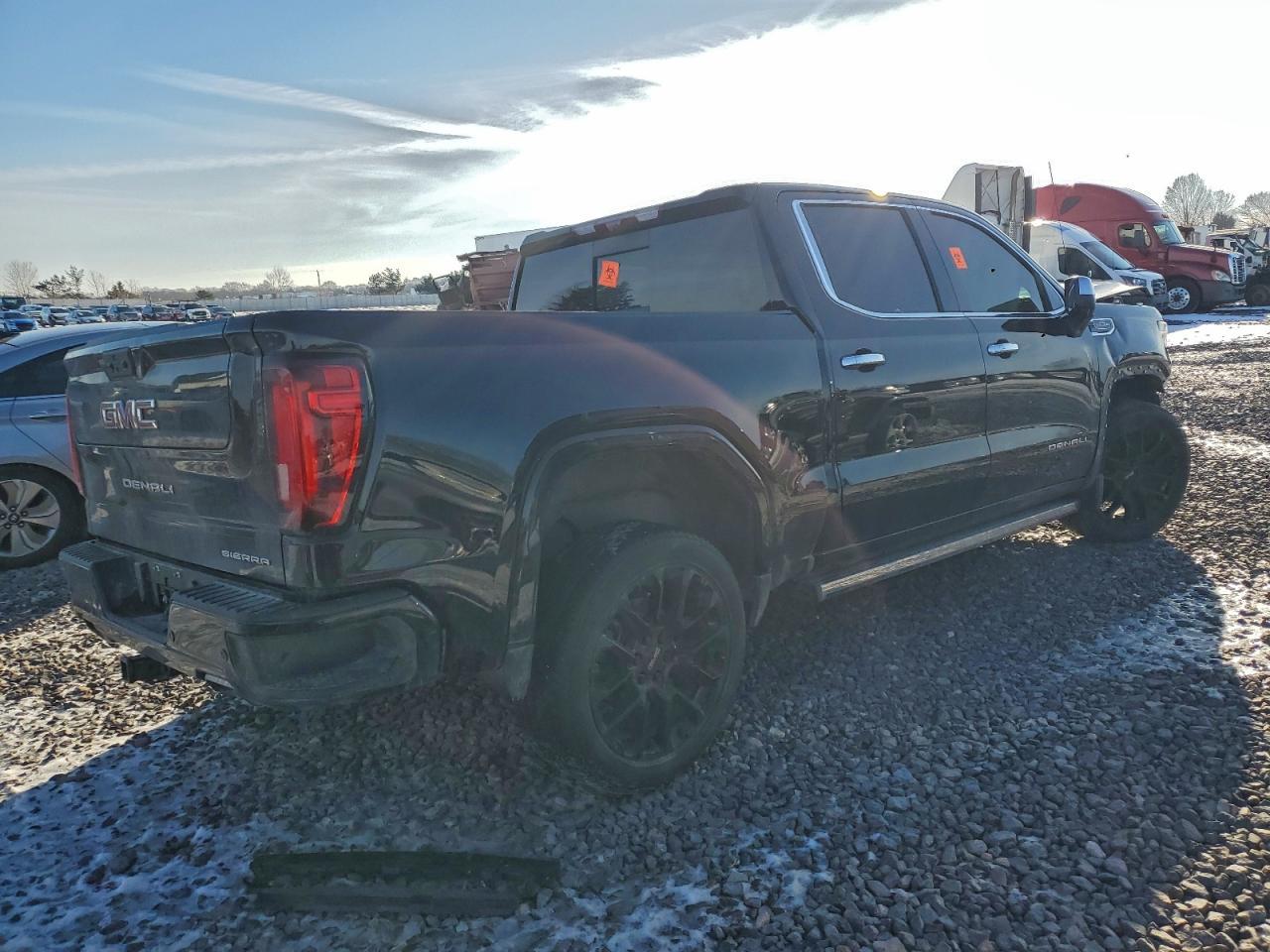 2023 GMC Sierra