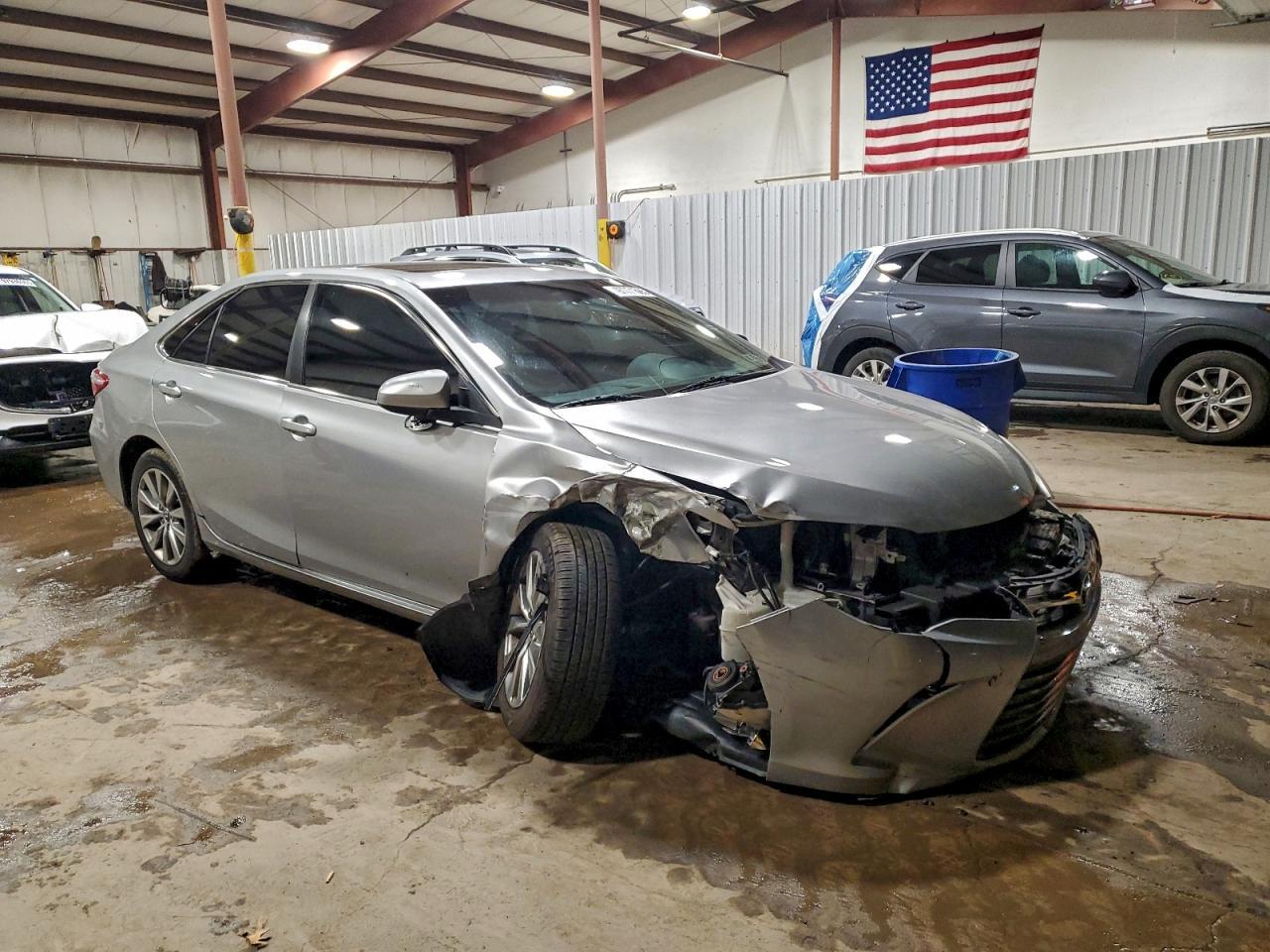 2017 TOYOTA CAMRY