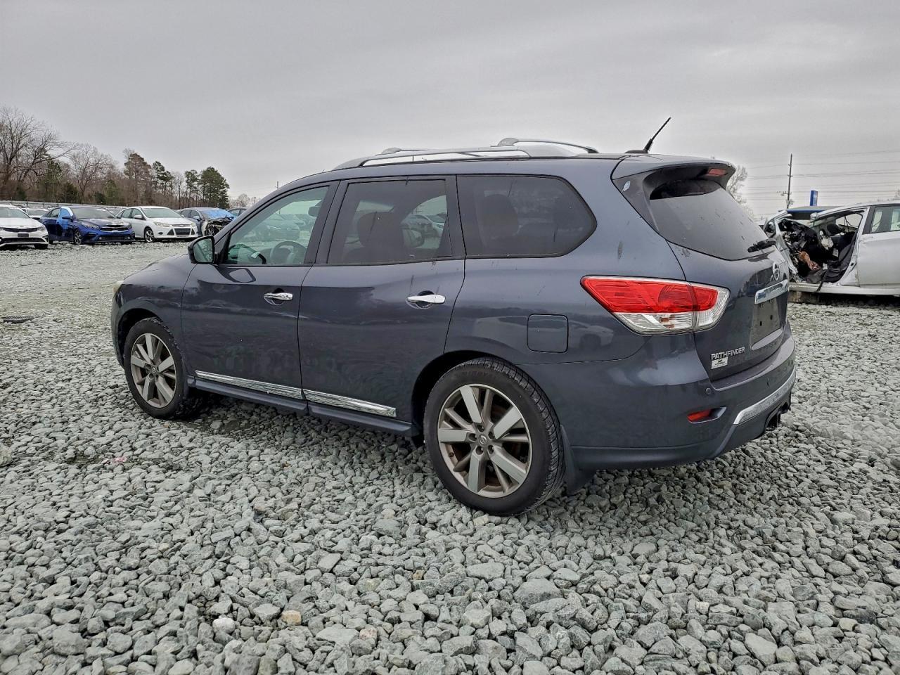2014 NISSAN PATHFINDER