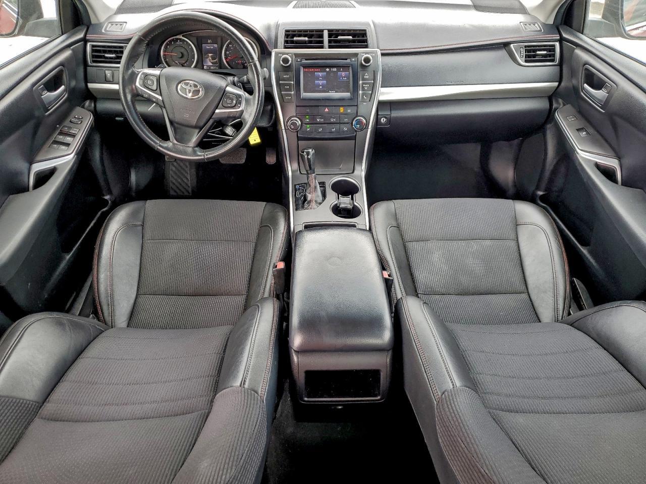 2016 TOYOTA CAMRY