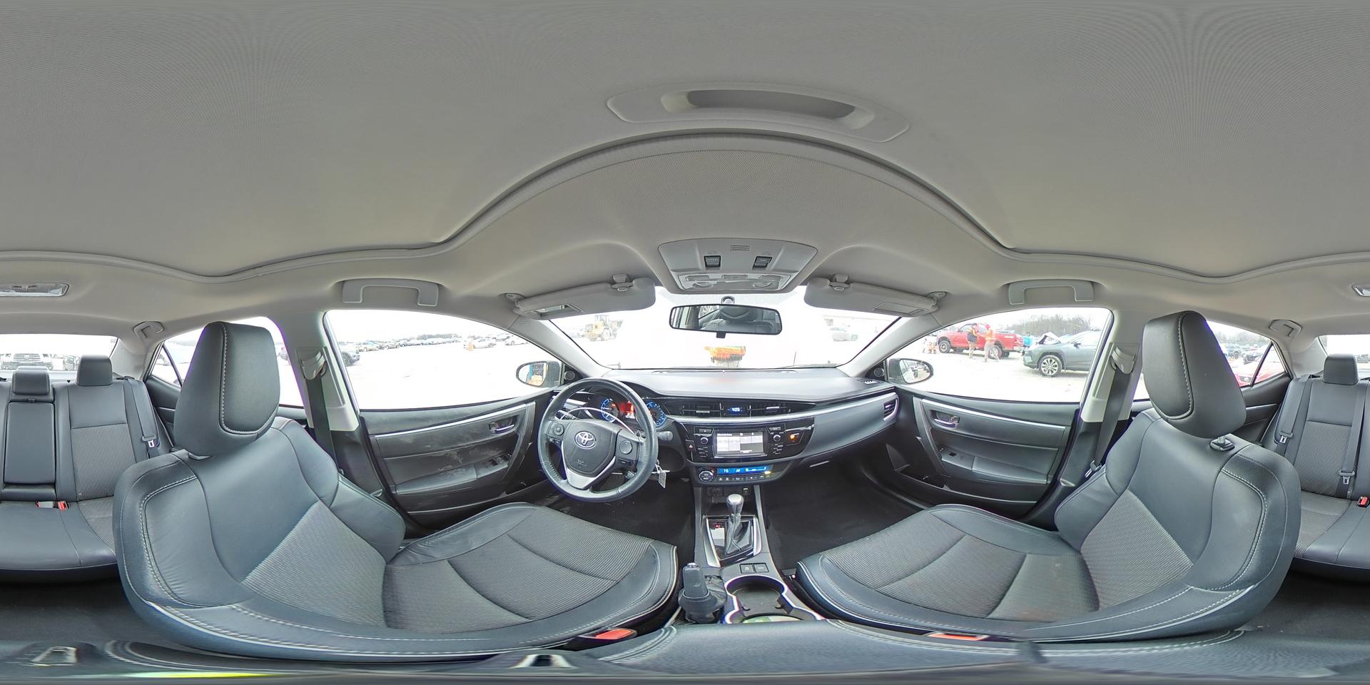 2015 TOYOTA COROLLA