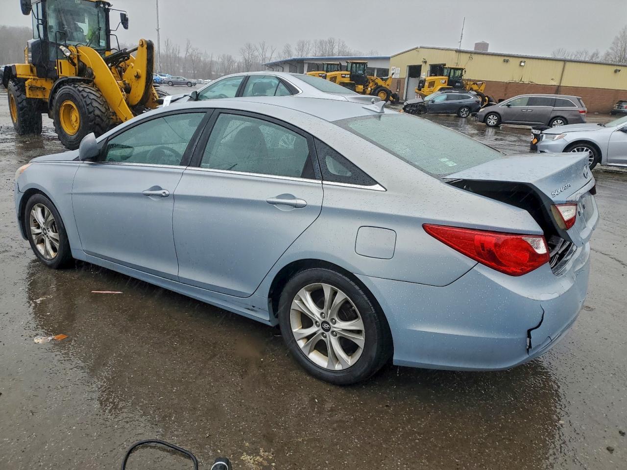 2011 HYUNDAI SONATA