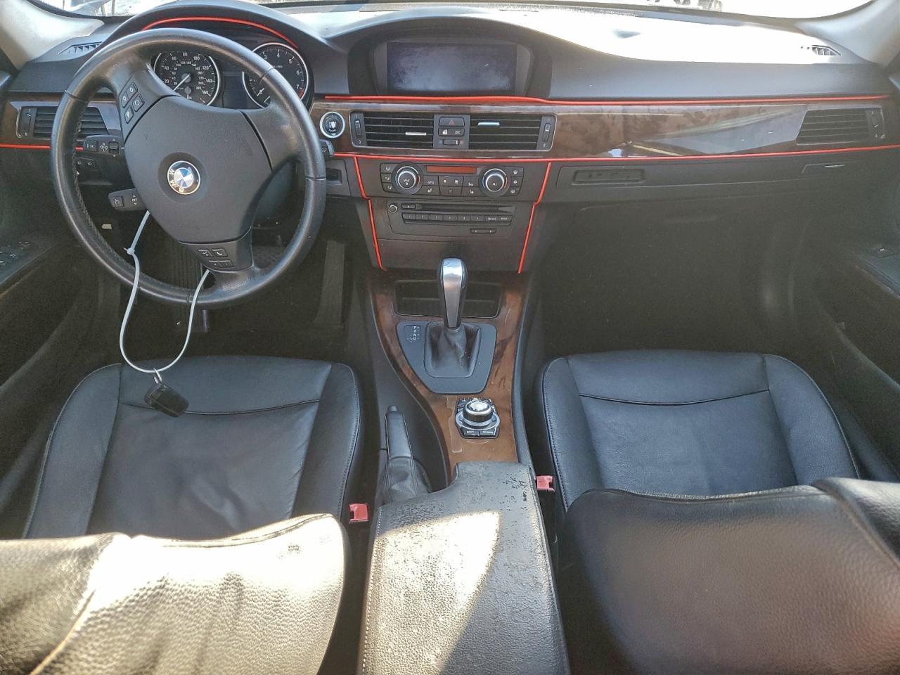 2011 BMW 3 SERIES