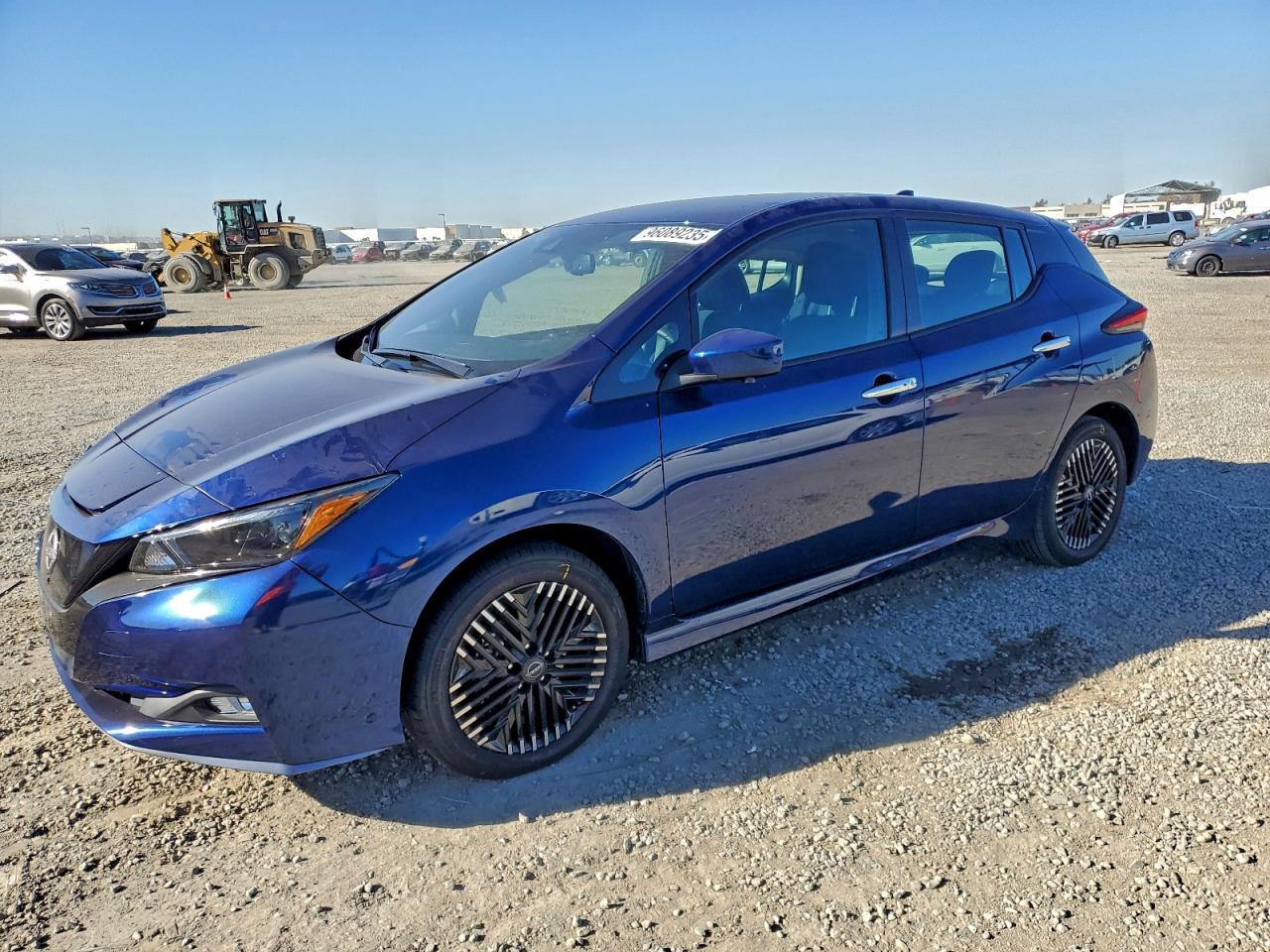 2025 NISSAN LEAF