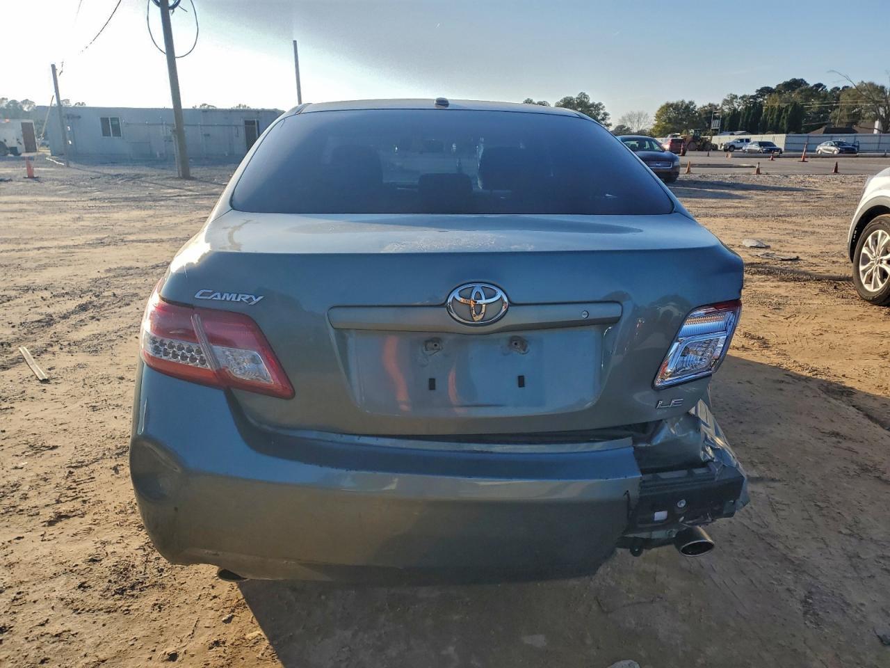 2010 TOYOTA CAMRY