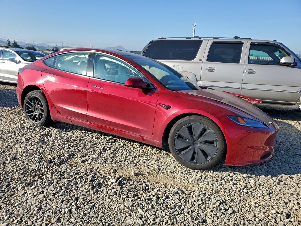 2024 TESLA MODEL 3