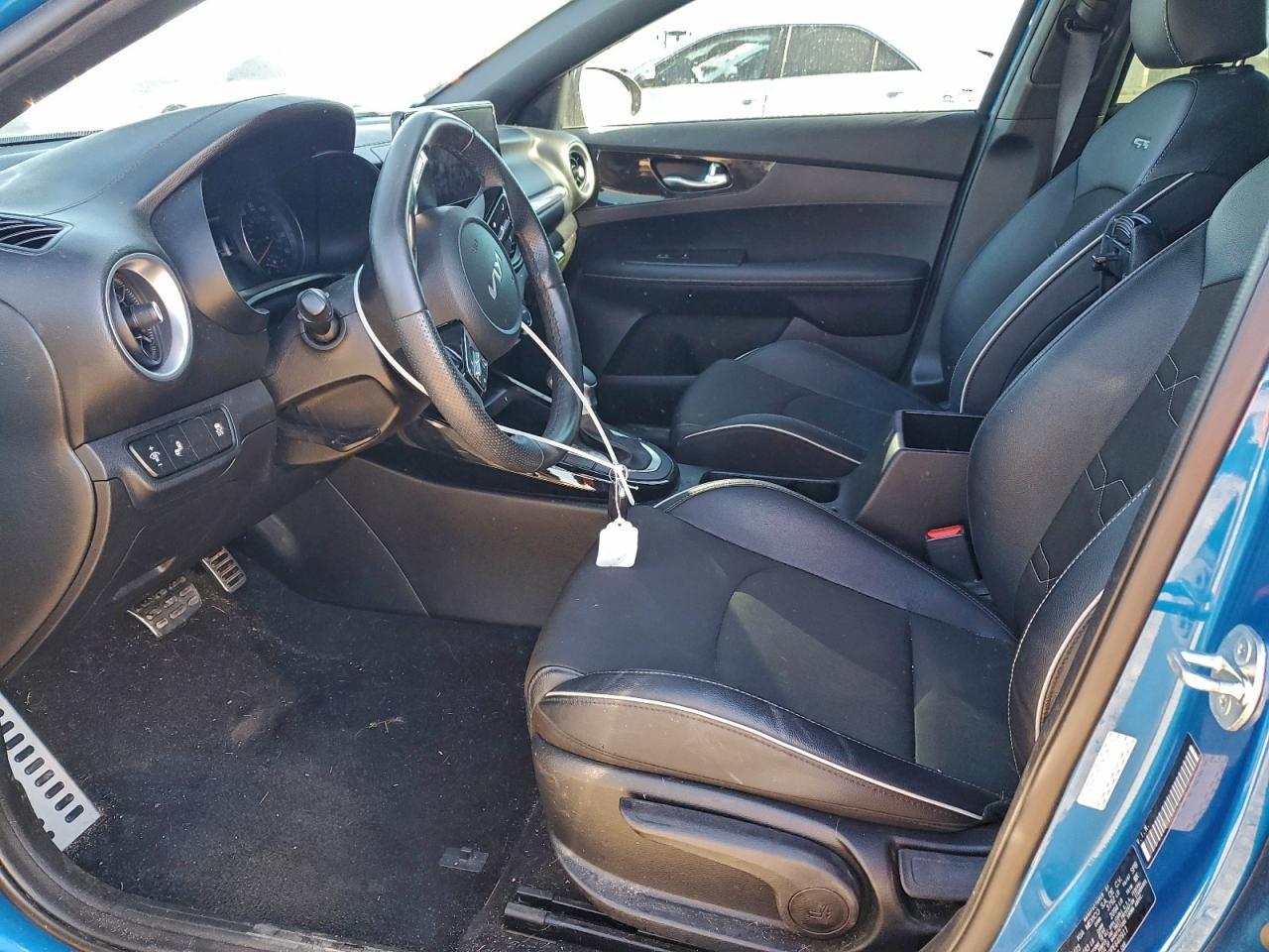 2023 KIA FORTE