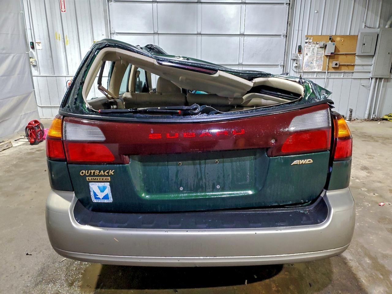2000 SUBARU Legacy